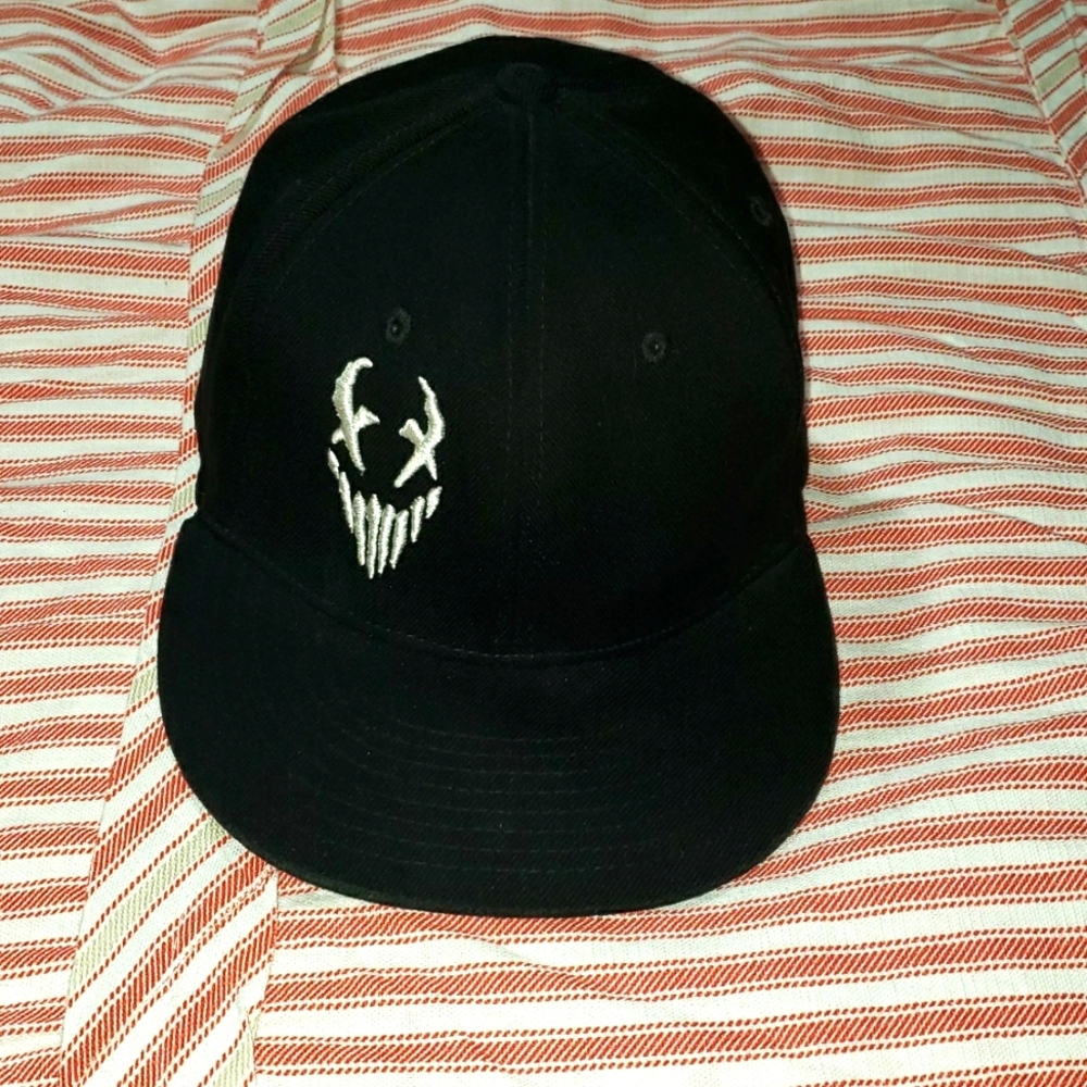 Decky Mushroomhead fitted hat mens size M/Lq